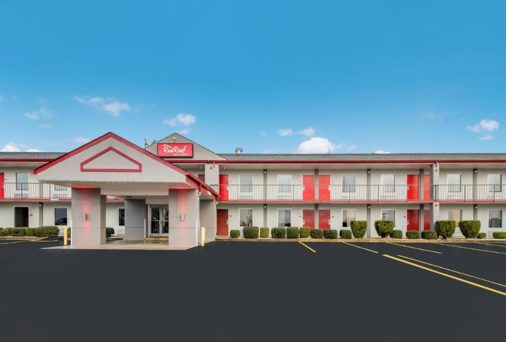 Red Roof Inn & Suites Jackson Image 7